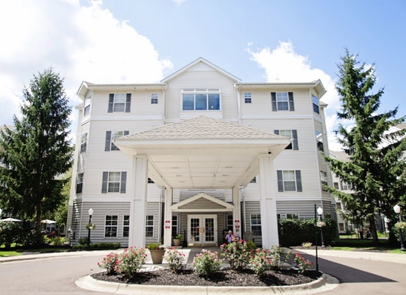 Independent Senior Living Communities | Waterford, MI | Lockwood Senior Living - LockwoodSenior-Waterford